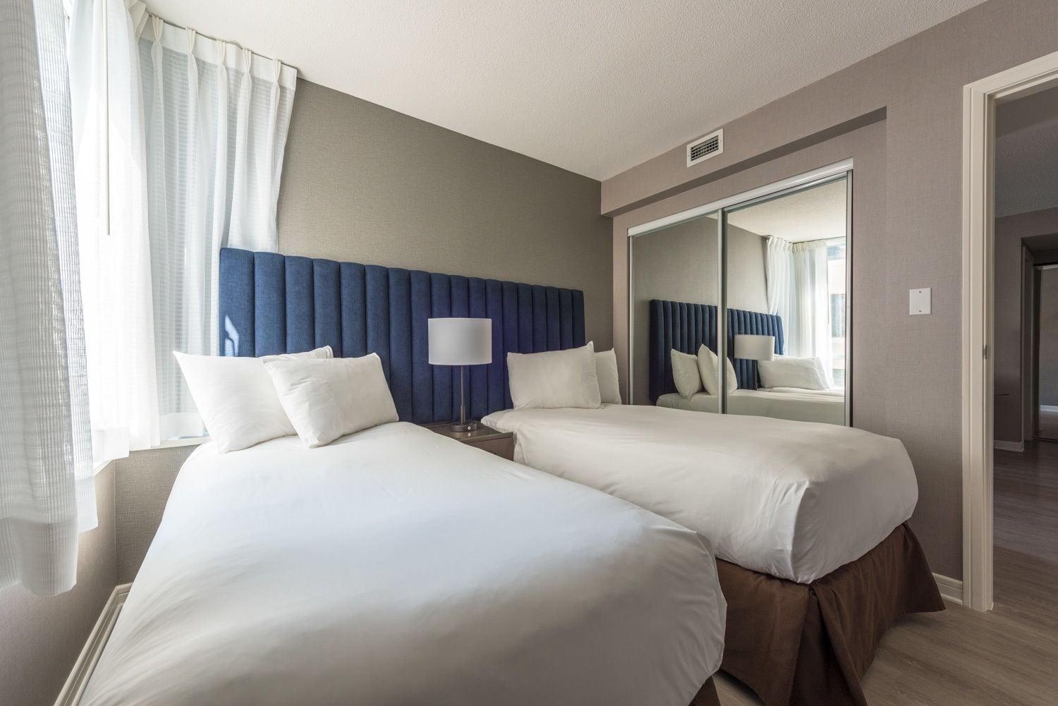 Carmana Hotel & Suites Ванкувер Экстерьер фото