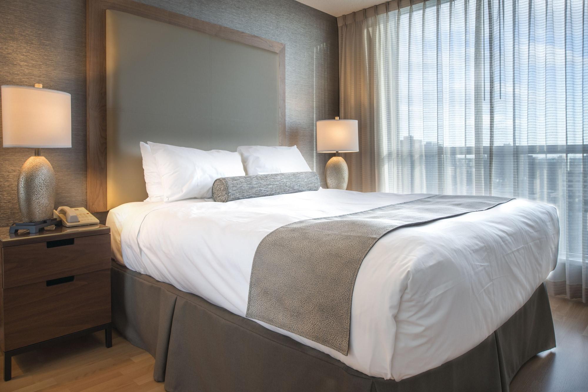 Carmana Hotel & Suites Ванкувер Экстерьер фото