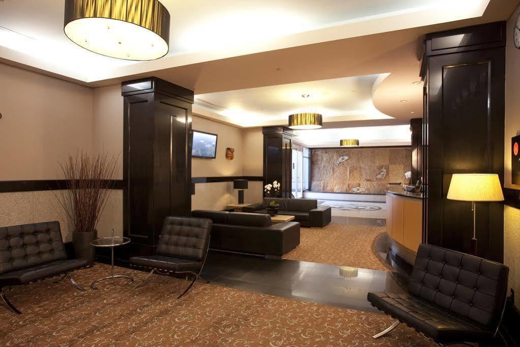 Carmana Hotel & Suites Ванкувер Экстерьер фото